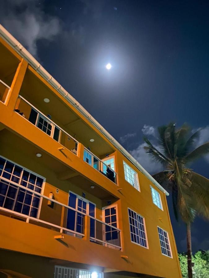 Sea Life Apartamentos En Via Principal Centro Y San Luis San Andrés エクステリア 写真