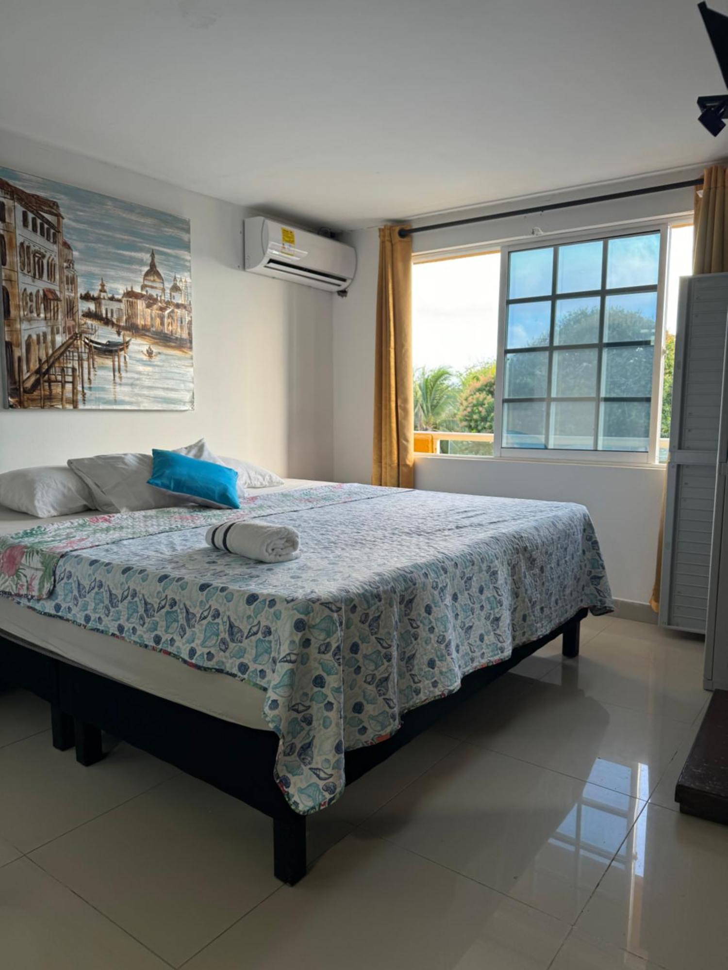 Sea Life Apartamentos En Via Principal Centro Y San Luis San Andrés エクステリア 写真