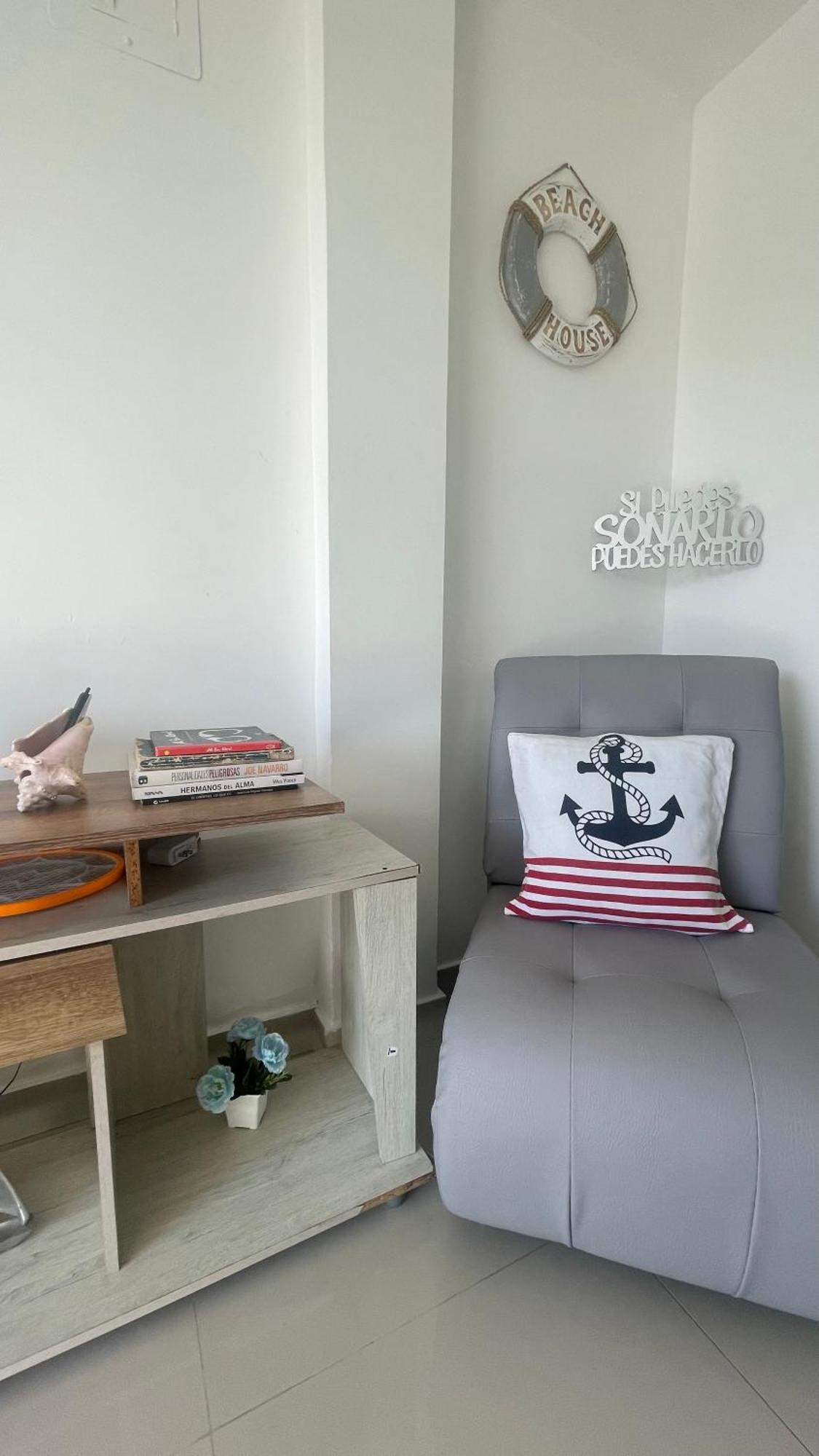 Sea Life Apartamentos En Via Principal Centro Y San Luis San Andrés エクステリア 写真