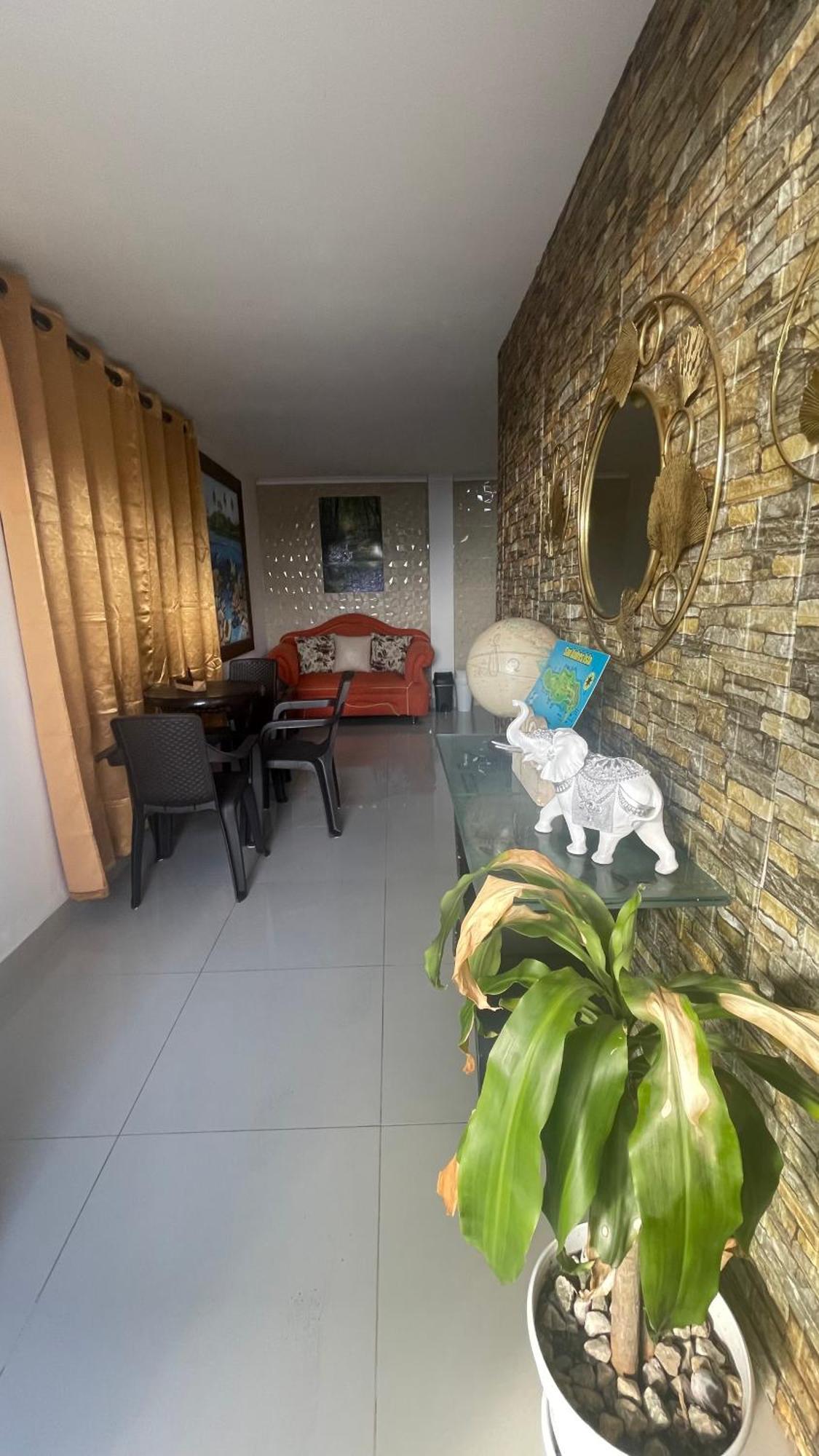 Sea Life Apartamentos En Via Principal Centro Y San Luis San Andrés エクステリア 写真