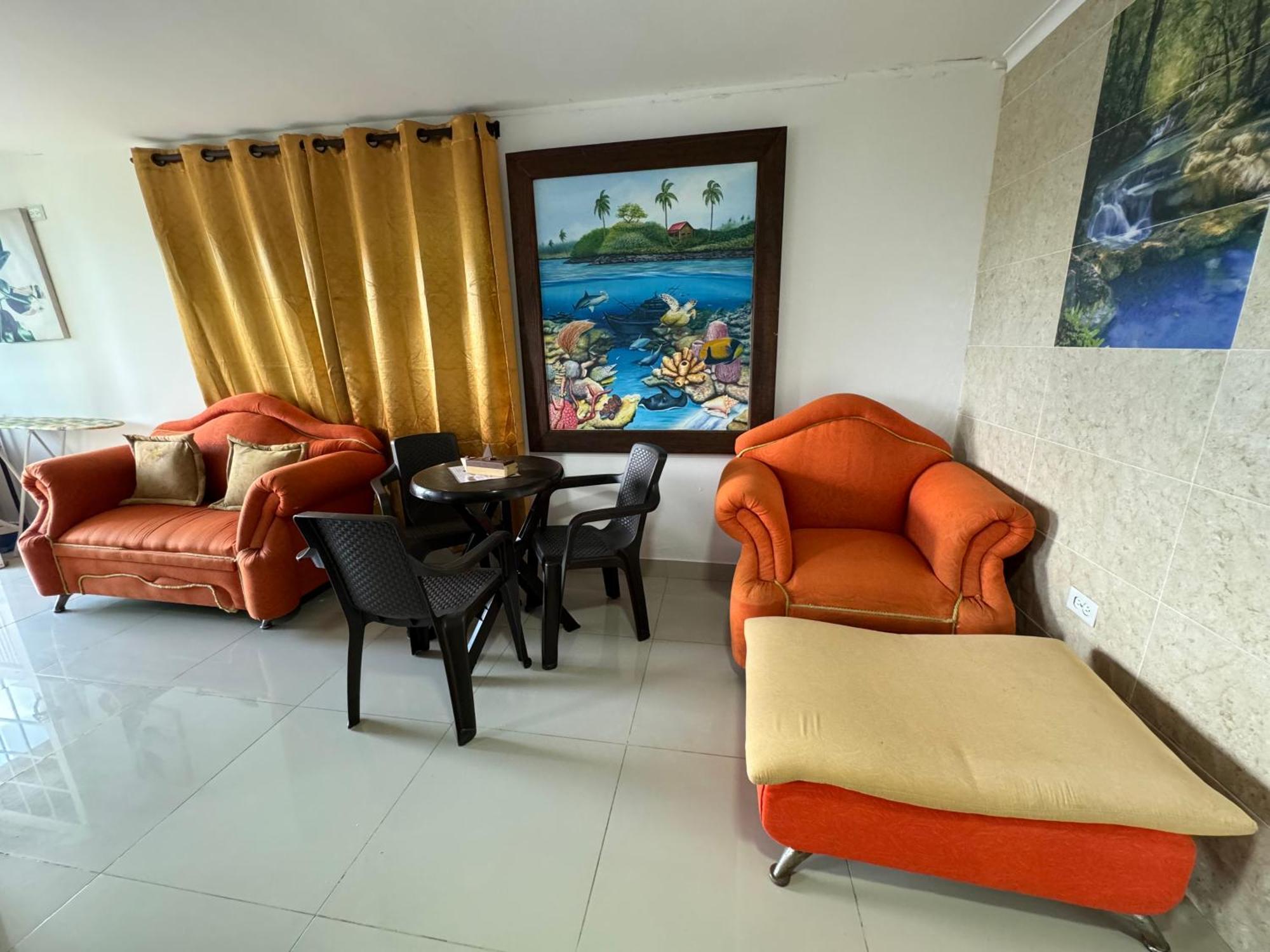 Sea Life Apartamentos En Via Principal Centro Y San Luis San Andrés エクステリア 写真