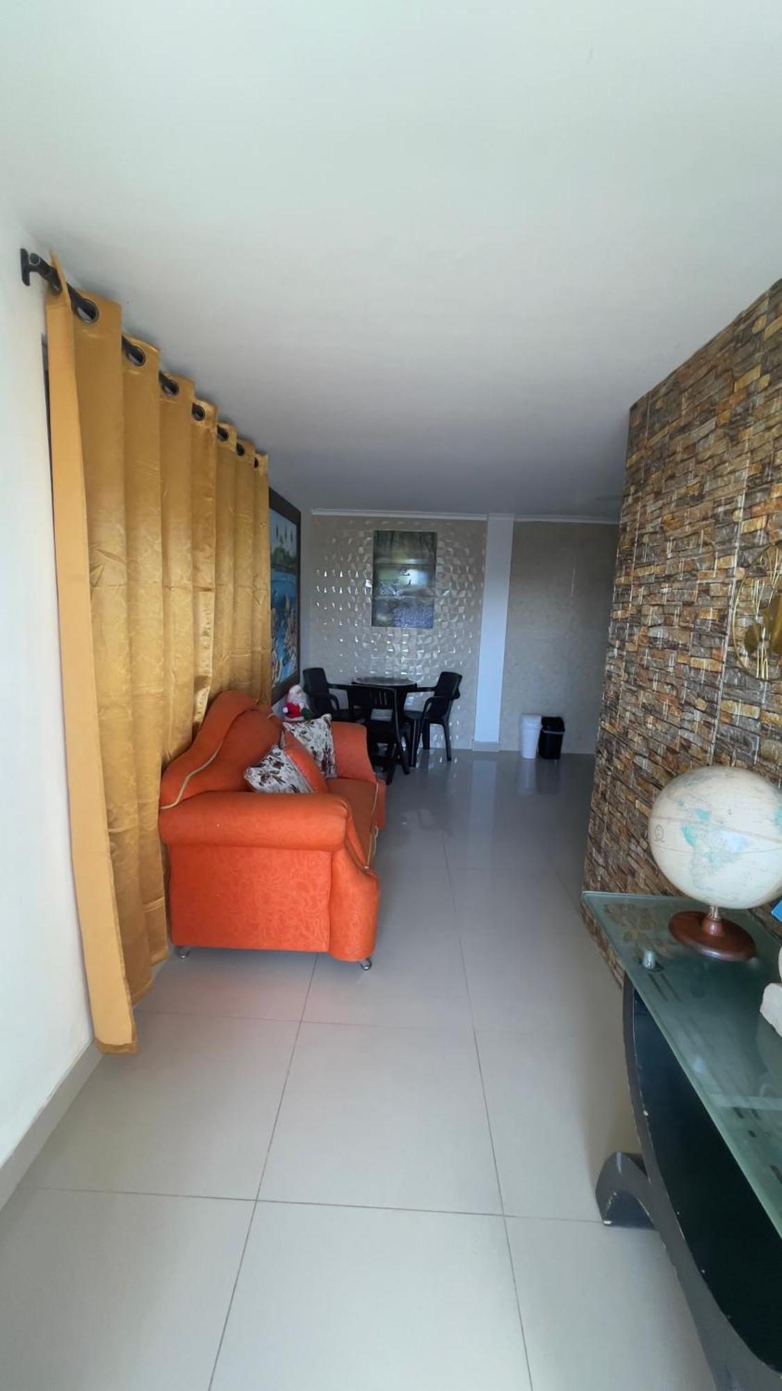Sea Life Apartamentos En Via Principal Centro Y San Luis San Andrés エクステリア 写真
