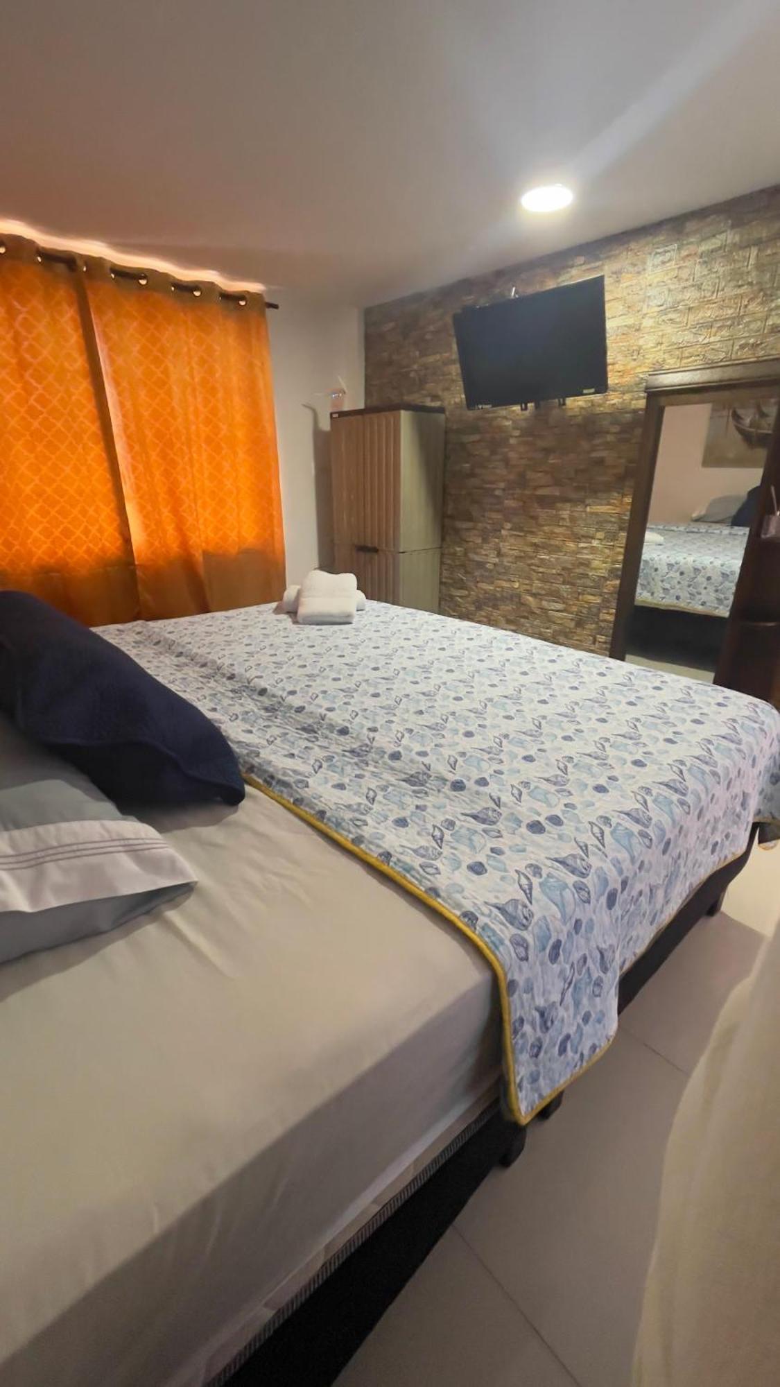 Sea Life Apartamentos En Via Principal Centro Y San Luis San Andrés エクステリア 写真