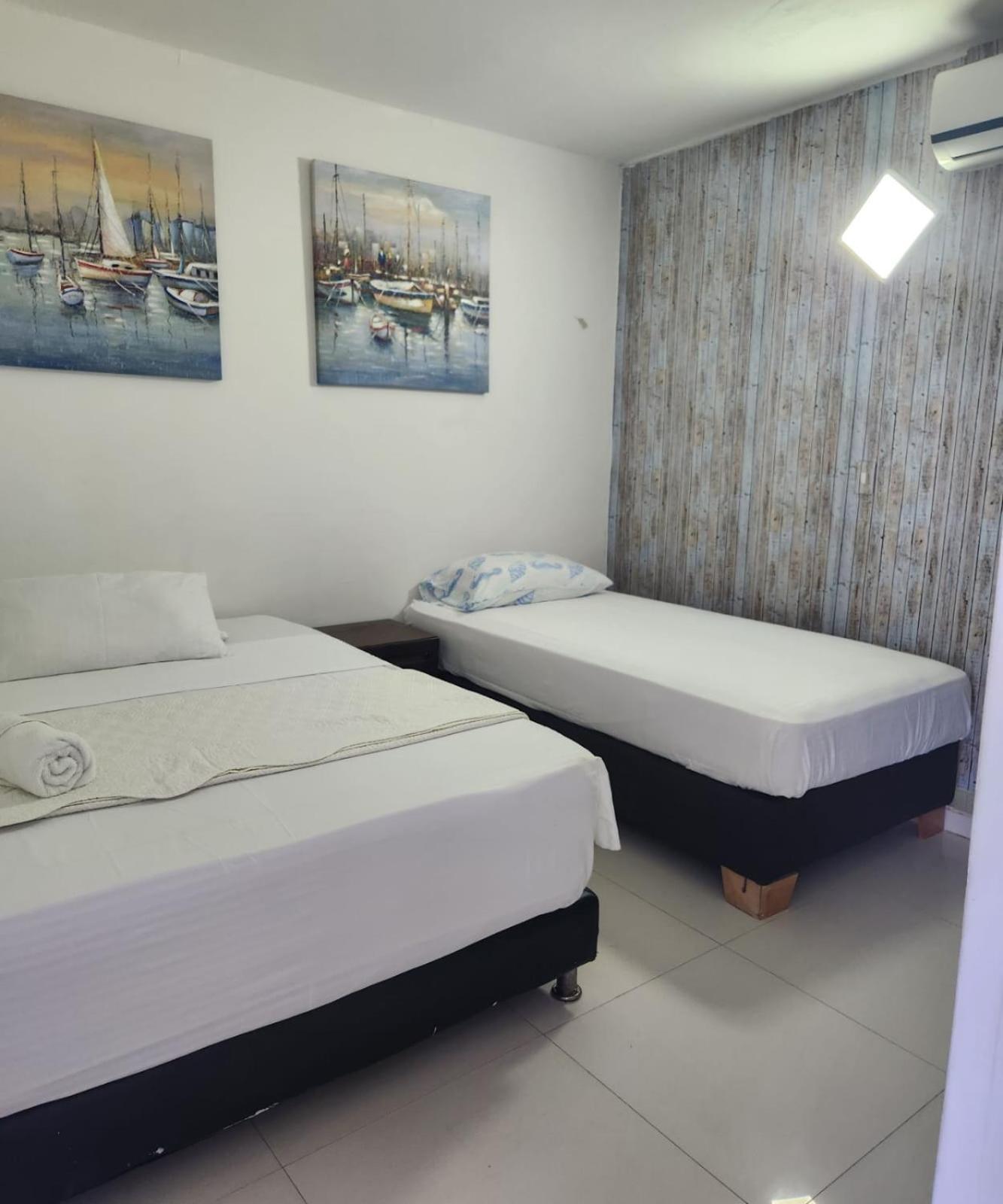 Sea Life Apartamentos En Via Principal Centro Y San Luis San Andrés エクステリア 写真